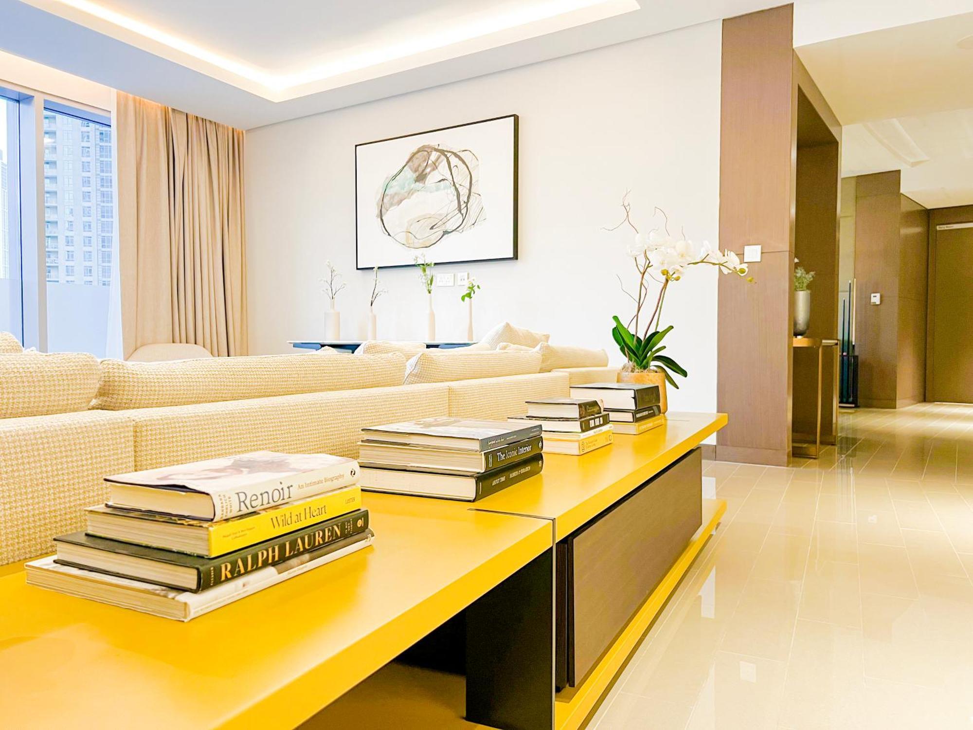 Downtown Luxury - Stunning Burj Khalifa & Sea View - 5 Minutes Walk To Dubai Mall ภายนอก รูปภาพ