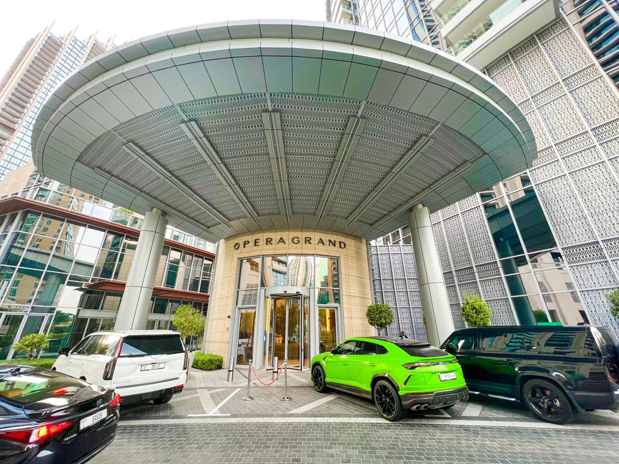 Downtown Luxury - Stunning Burj Khalifa & Sea View - 5 Minutes Walk To Dubai Mall ภายนอก รูปภาพ